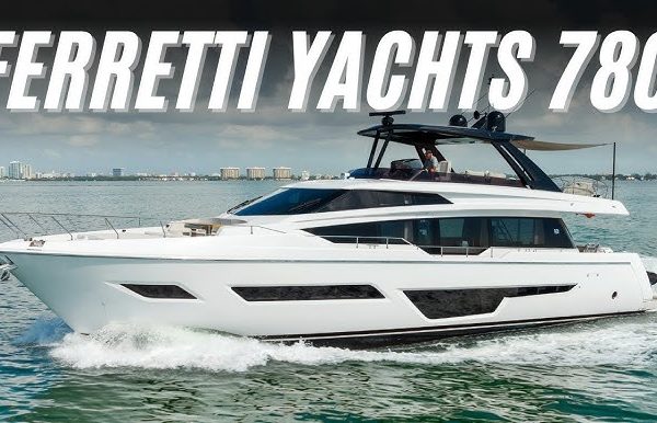 Ferretti Yachts 780